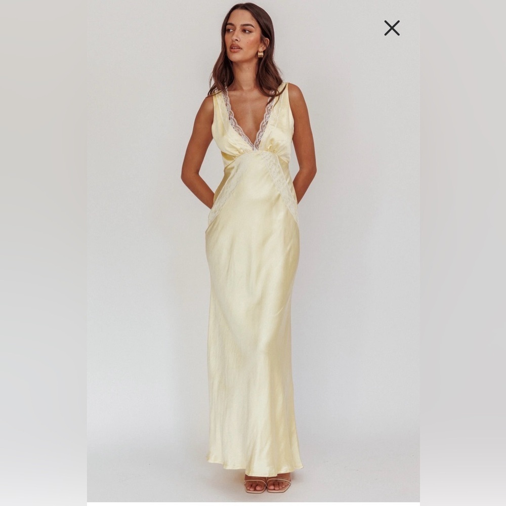 Selfie Leslie Light Yellow Satin Lace-Trim Slip Gown